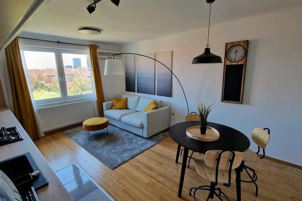 Midnight Blue Oasis - Center, Free Parking Apartment Zagreb Exterior photo